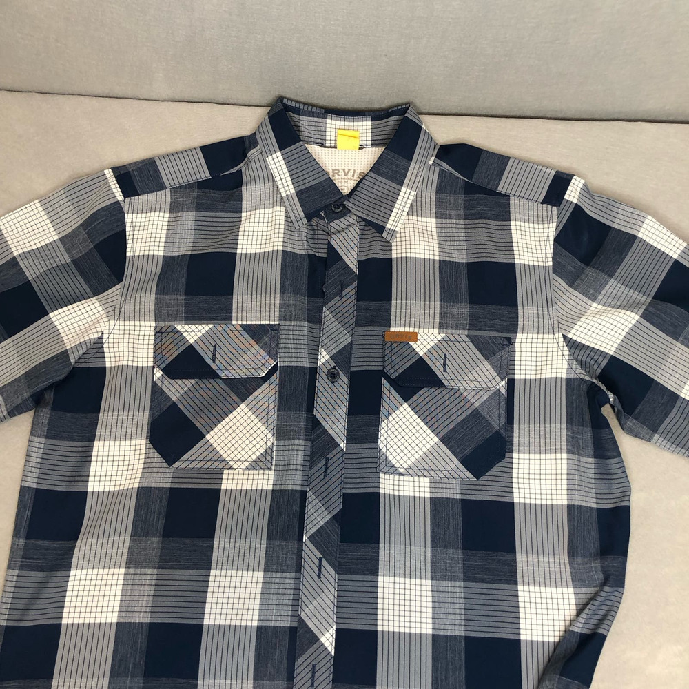 Orvis Men's Short Sleeve Blue Plaid Button Up Size Medium 100% Poly‎ Lightweight